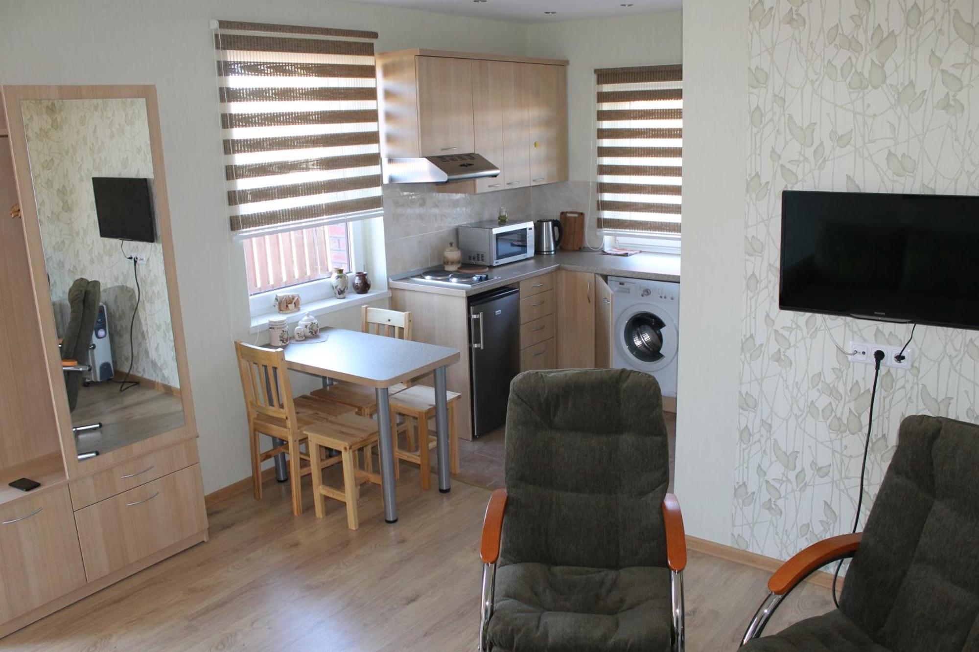 Apartamentai Pluke Паланга Стая снимка